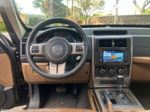 Jeep CHEROKKE LIMITED 3.7 V6 4X4 2012/2012